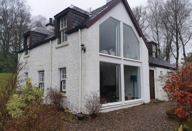 Macaulay's Cottage Kilchrenan Taynuilt PA35 1HE